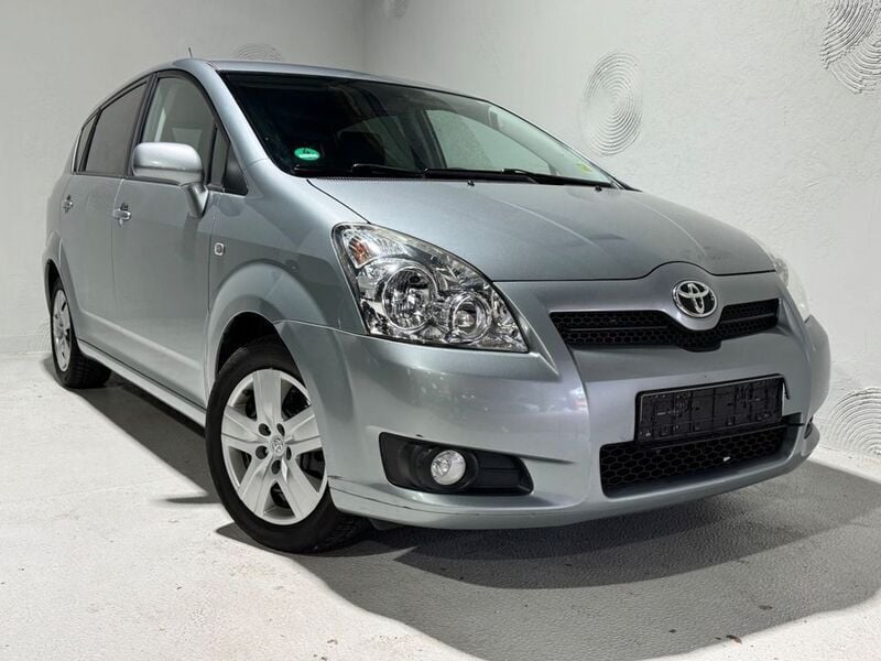Silber Gebraucht 2008 Toyota Corolla Verso Sol Van / Kleinbus | 4.350 € (Guter Preis) - Bild 1/4