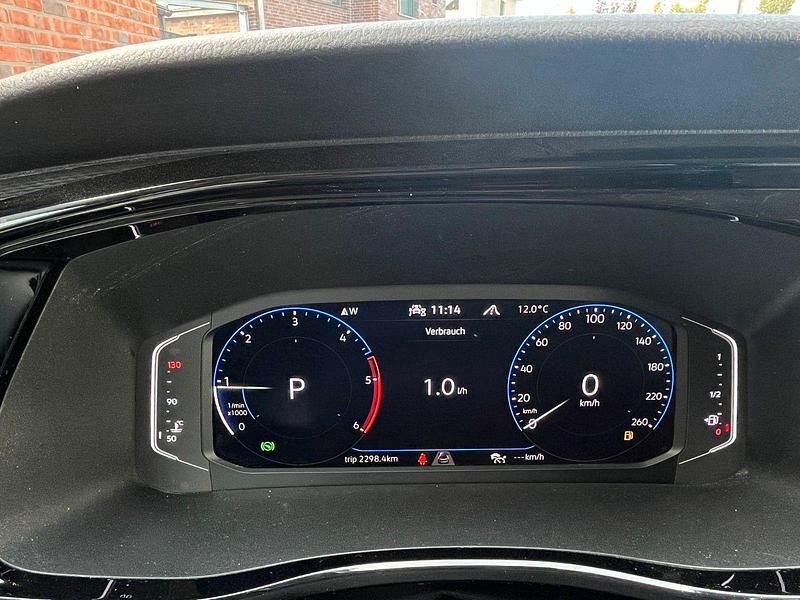 Second-hand VW Multivan 204 CP (150 kW) 2021 Gri Monovolum