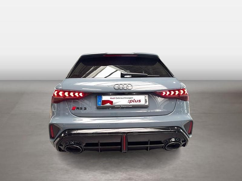 Gebraucht Audi RS3 Sport 400 PS (294 kW) 2026 Kemoragrau metallic Limousine