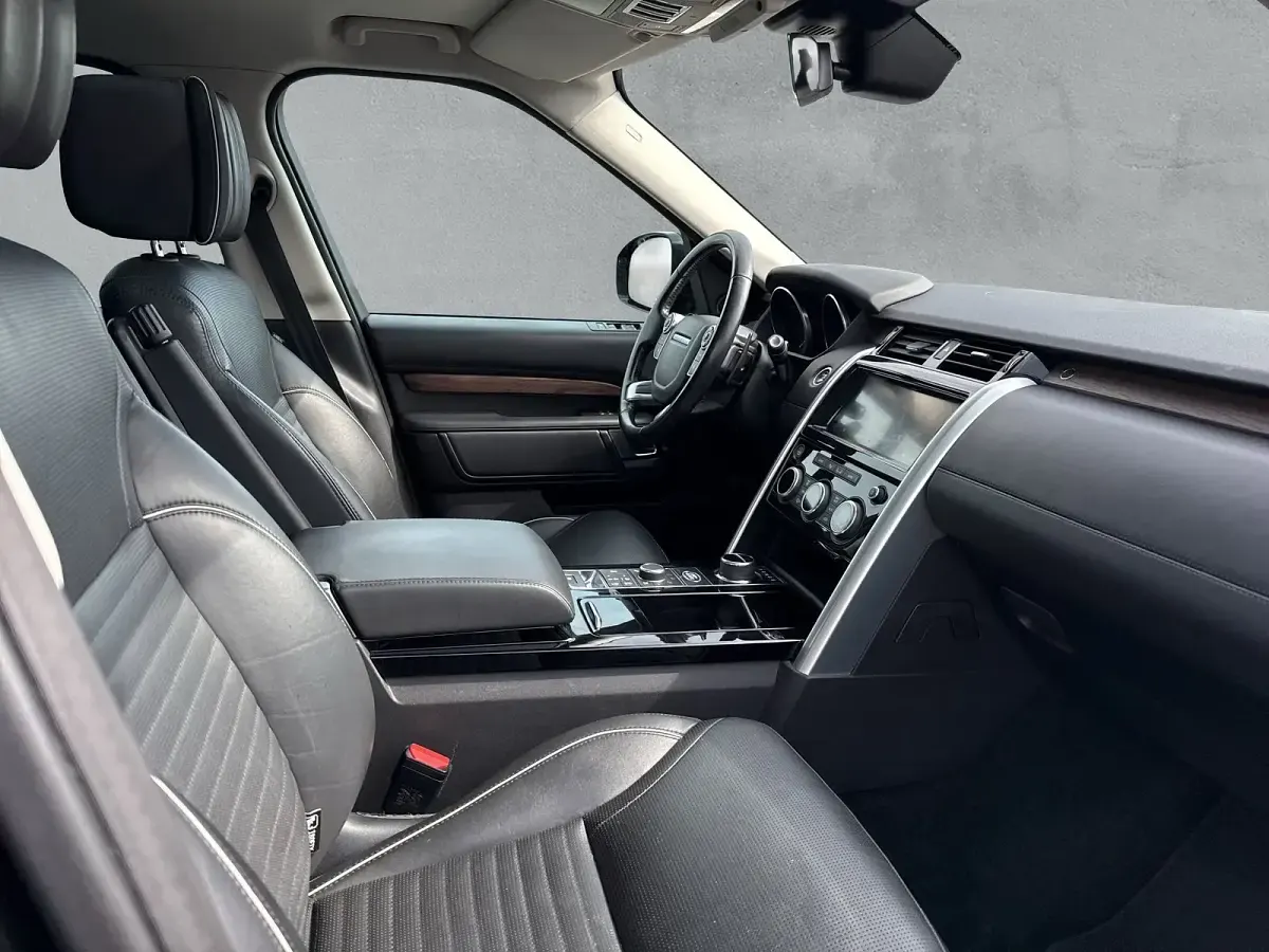 Gebraucht Land Rover Discovery HSE Luxury 258 PS (189 kW) 2017 Schwarz SUV