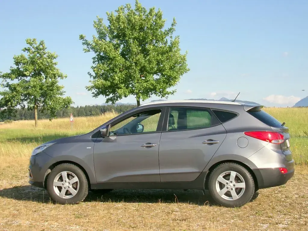 Gebraucht Hyundai ix35 184 PS (135 kW) 2013 Silber SUV