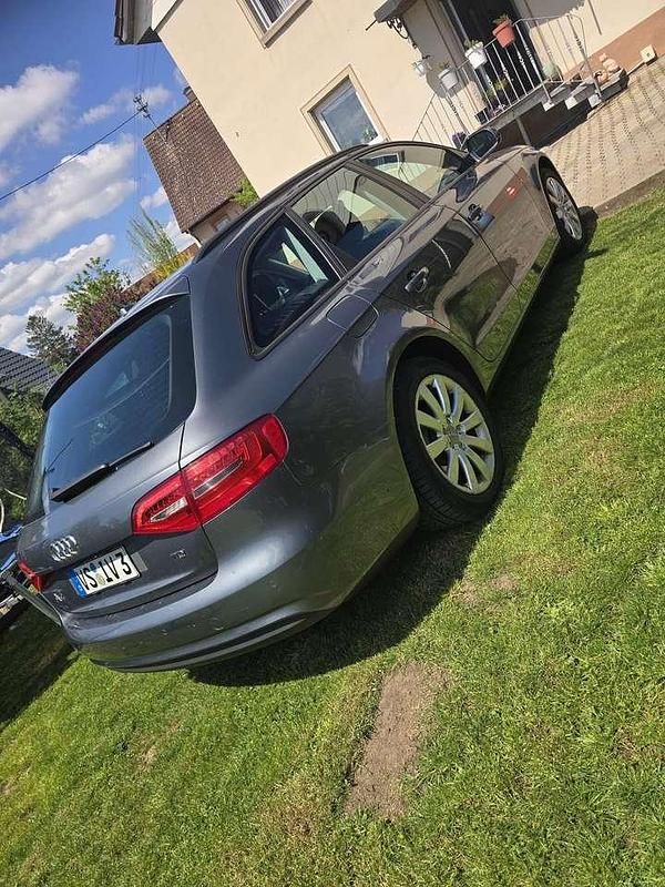 Usado Audi A4 Attraction 150 HP (110 kW) 2014 Carrinha