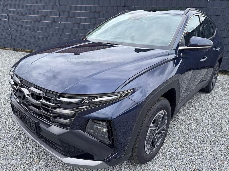 Neu Hyundai Tucson 150 PS (110 kW) 2025 Sailing blue pearl SUV