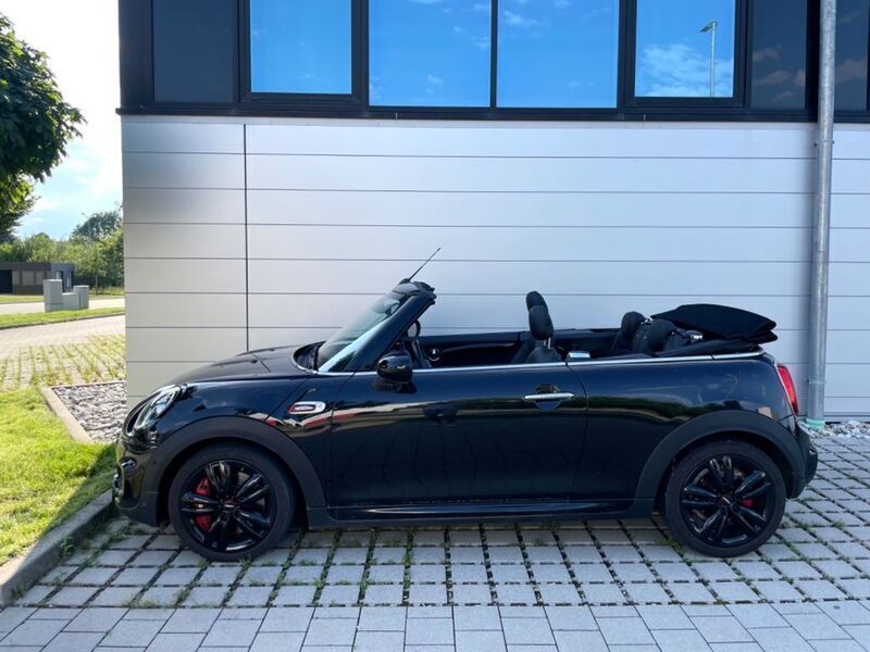 Schwarz Gebraucht 2019 Mini John Cooper Works Cabriolet Cabrio | 22.999 € (Superpreis) - Bild 1/4