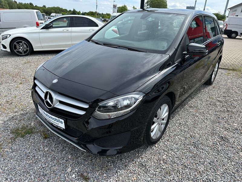 Gebraucht Mercedes B200 136 PS (100 kW) 2014 Schwarz Van / Kleinbus