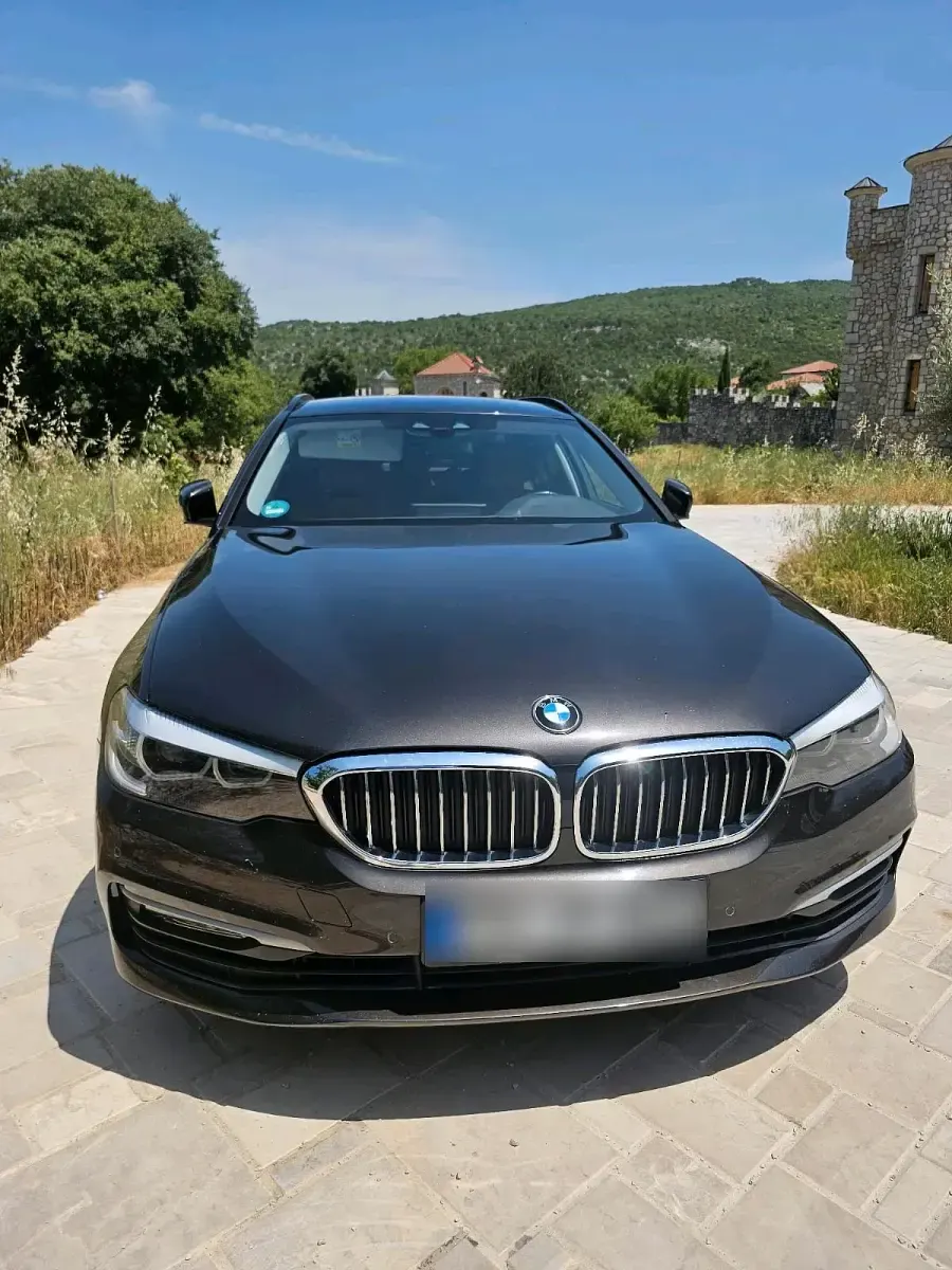 Gebraucht BMW 530 265 PS (194 kW) 2018 Braun Kombi