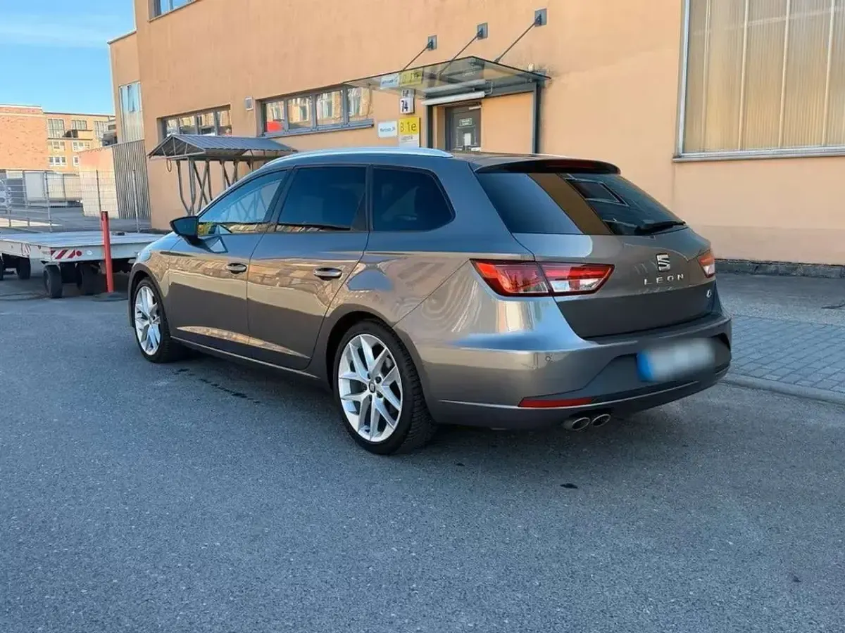 Second-hand Seat Leon ST FR 184 CP (135 kW) 2015 Break