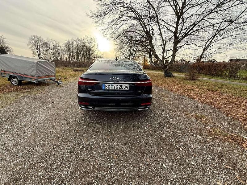 Gebraucht Audi A6 Design 204 PS (150 kW) 2020 Blau Limousine