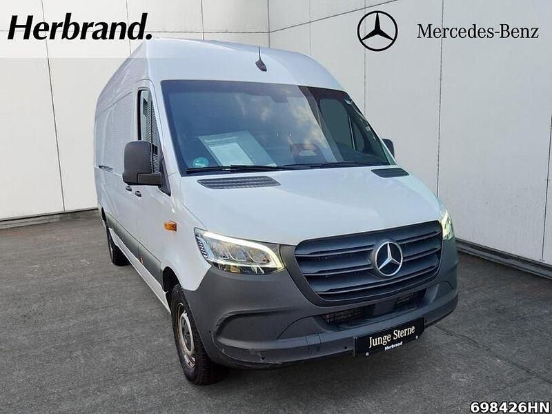 Gebraucht Mercedes Sprinter 170 PS (125 kW) 2025 Weiss Van