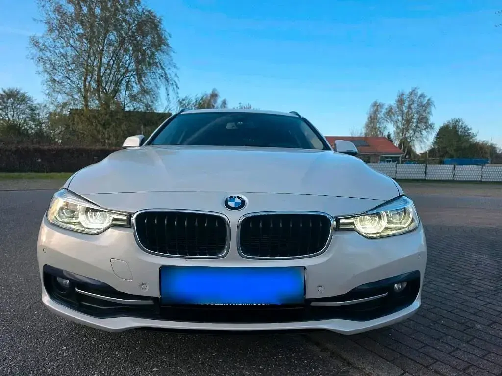 Second-hand BMW 320 190 CP (139 kW) 2017 Alb Break