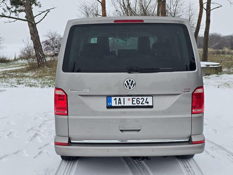 Gebraucht VW Multivan Highline 204 PS (150 kW) 2017 Bronze Van / Kleinbus