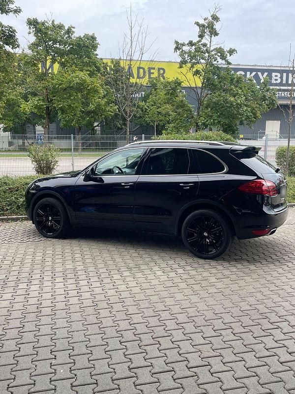Gebraucht Porsche Cayenne S 400 PS (294 kW) 2014 Schwarz SUV