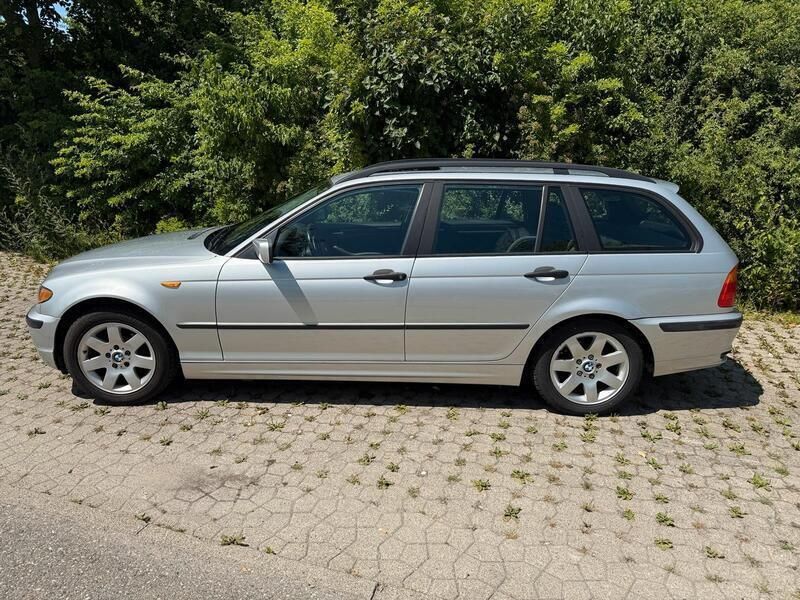 Silber Gebraucht 2001 BMW 318 Kombi | 4.500 € (Teuer) - Bild 1/4
