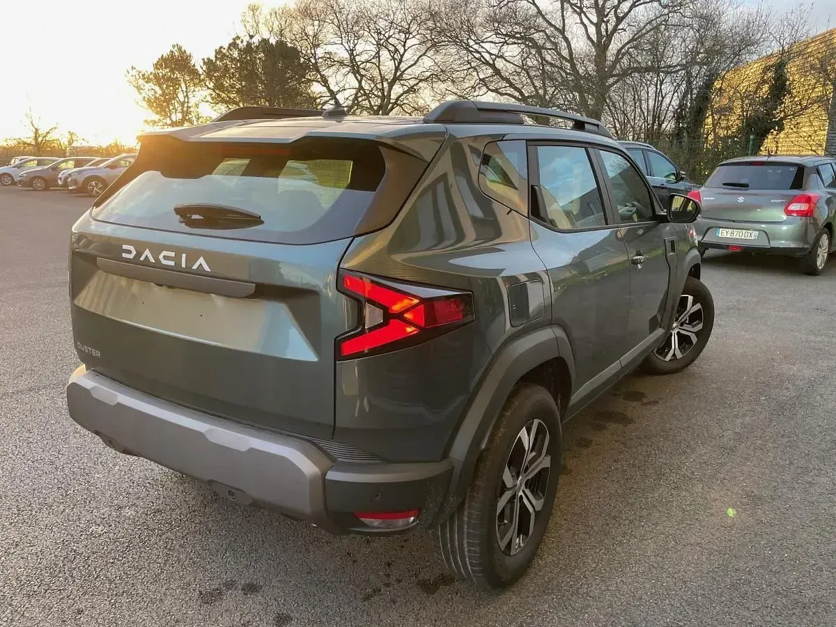 Neu Dacia Duster Expression 131 PS (96 kW) 2025 Auf anfrage SUV