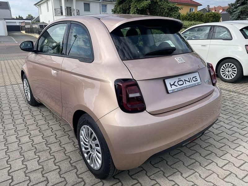 Gebraucht Fiat 500e 86 kW (118 PS) 2023 Gold Kleinwagen