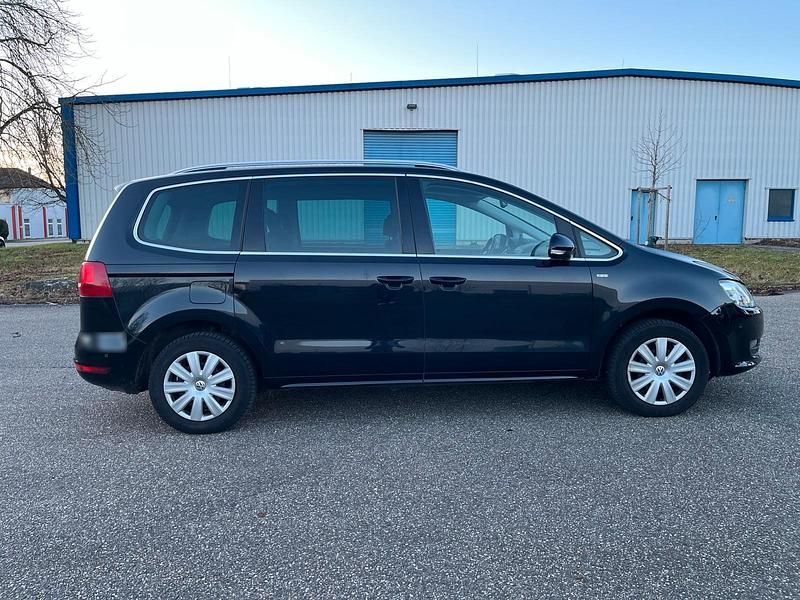 Gebraucht VW Sharan 150 PS (110 kW) 2013 Schwarz Van / Kleinbus