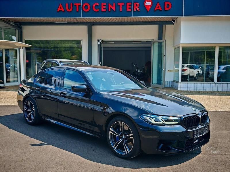 Schwarz Gebraucht 2022 BMW M5 Performance Limousine | 87.990 € (Teuer) - Bild 1/2