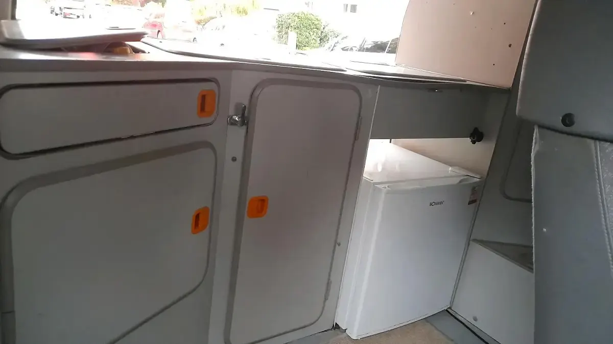 Używany Ford Transit 86 KM (63 kW) 1990 Czerwony Minivan