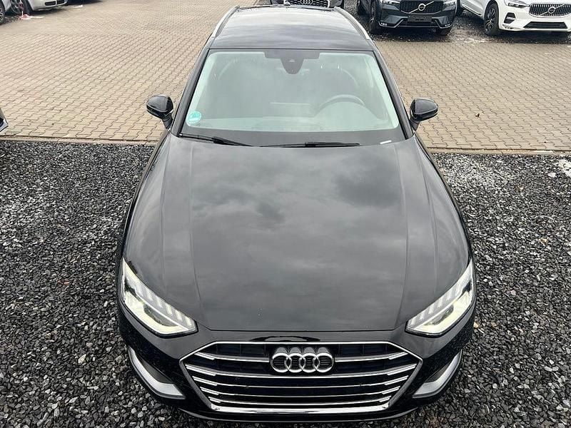 Gebraucht Audi A4 Advanced 150 PS (110 kW) 2021 Schwarz Kombi