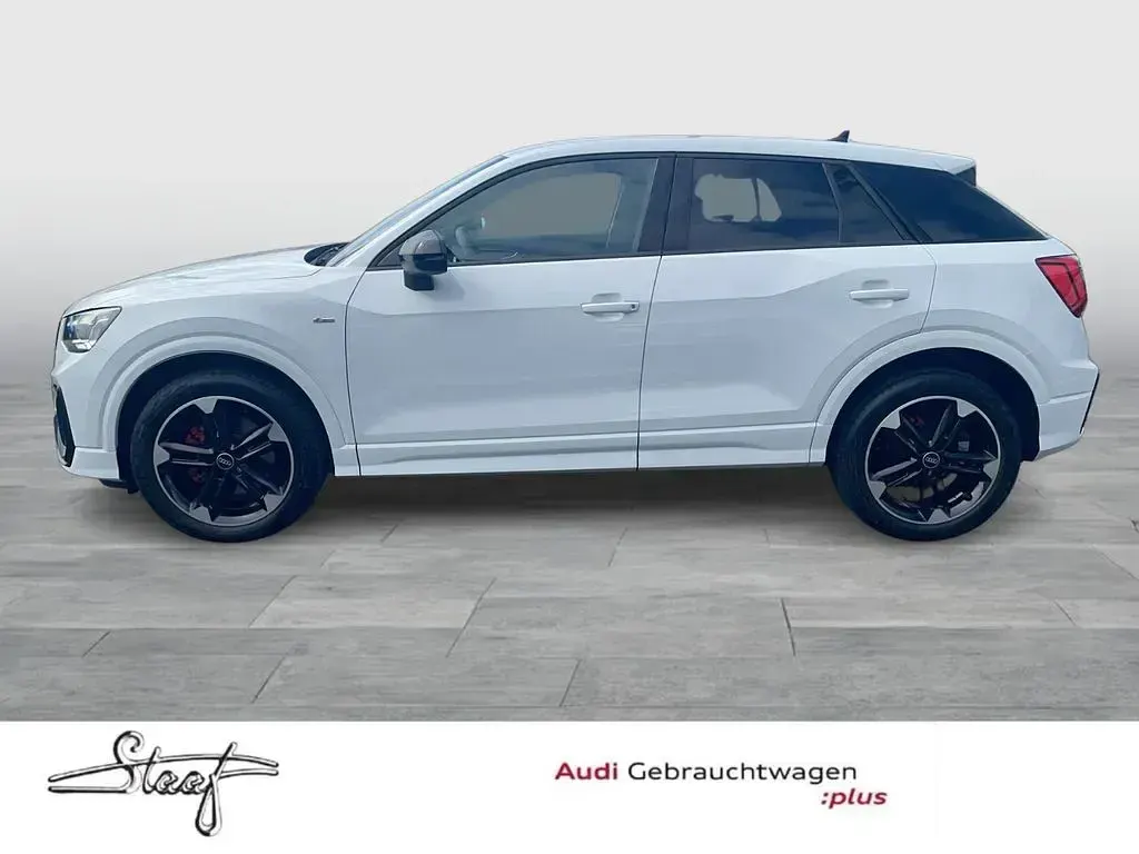 Gebraucht Audi Q2 S-Line 150 PS (110 kW) 2023 Gletscherweiß metallic SUV