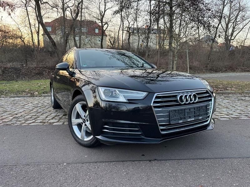 Gebraucht Audi A4 Sport 150 PS (110 kW) 2018 Schwarz Kombi