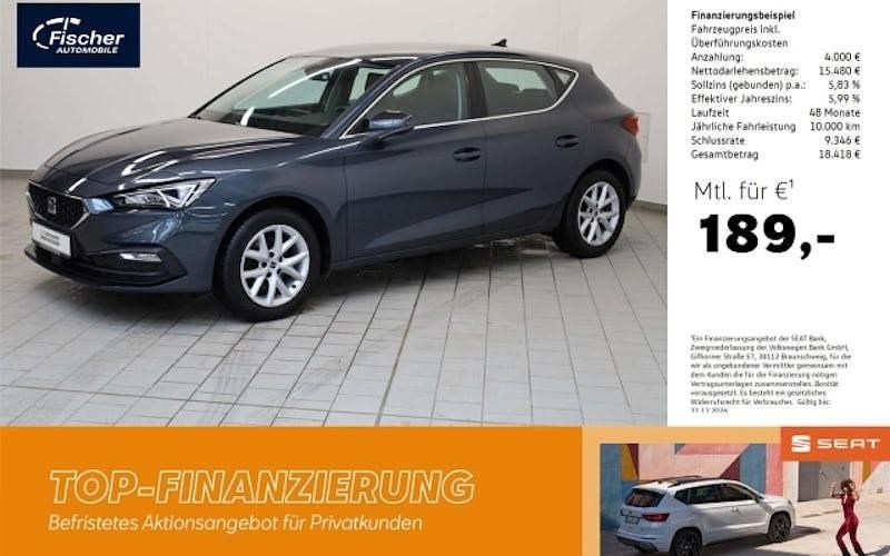 Grau Gebraucht 2022 Seat Leon Style Limousine | 19.480 € (Etwas zu teuer) - Bild 1/4