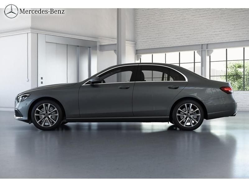 Gebraucht Mercedes E300 Avantgarde 211 PS (155 kW) 2022 Metalliclack selenitgrau Limousine