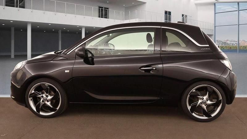 Second-hand Opel Adam 101 CP (74 kW) 2019 Negru Hatchback