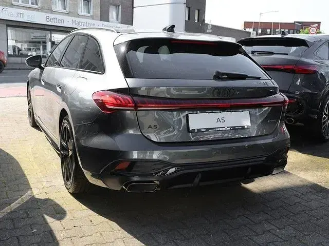 Neu Audi A5 S-Line 367 PS (269 kW) 2026 Daytonagrau perleffekt Kombi