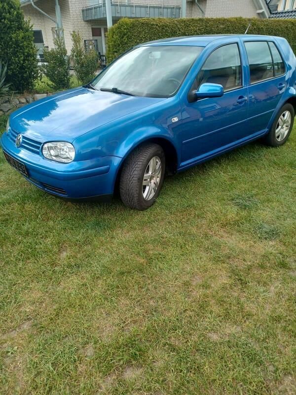 Blau Gebraucht 1999 VW Golf IV Limousine | 2.000 € (Teuer) - Bild 1/4
