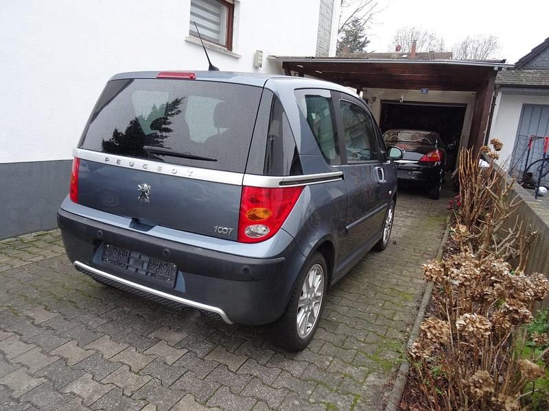 Gebraucht Peugeot 1007 109 PS (80 kW) 2008 Grau Van / Kleinbus