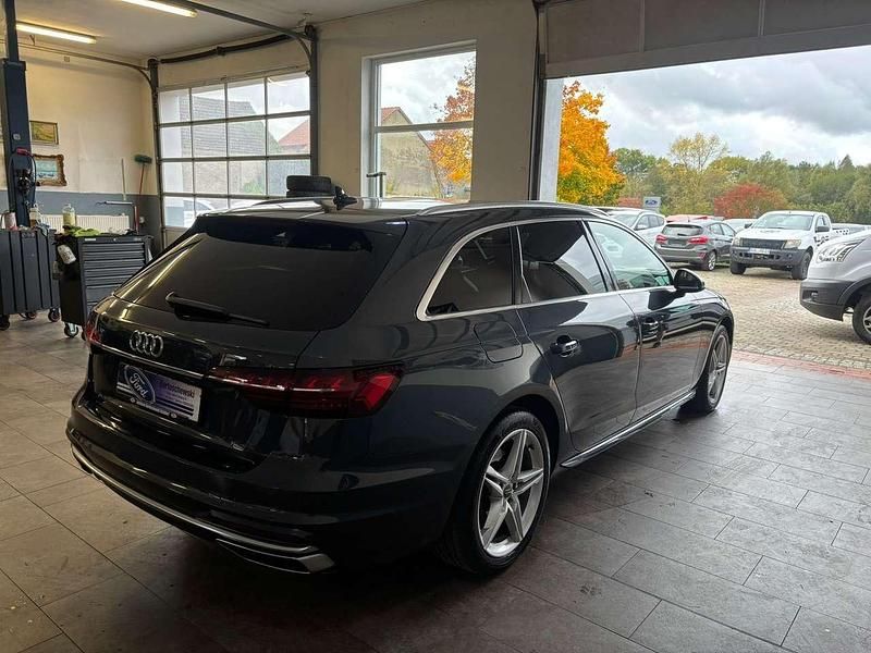 Gebraucht Audi A4 Advanced 150 PS (110 kW) 2020 Manhattangrau Kombi