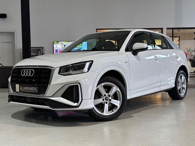 Weiß Gebraucht 2021 Audi Q2 S-Line SUV | 18.980 € (Superpreis) - Bild 1/4