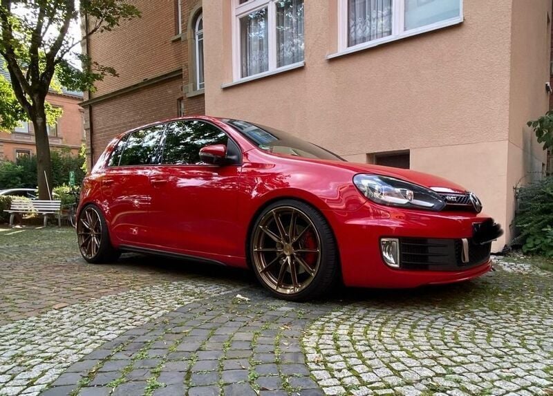 Rot Gebraucht 2010 VW Golf VI GTI Kleinwagen | 8.999 € (Fairer Preis) - Bild 1/4