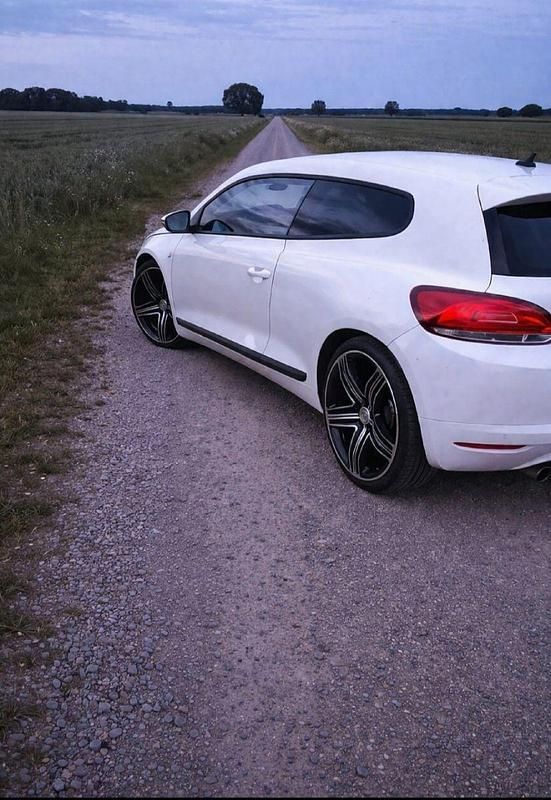 Gebraucht VW Scirocco 122 PS (89 kW) 2009 Weiß Coupé
