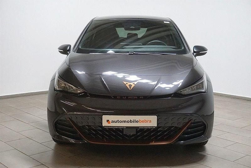 Gebraucht Cupra Born e-Boost 169 kW (231 PS) 2023 Quasargrau Kleinwagen