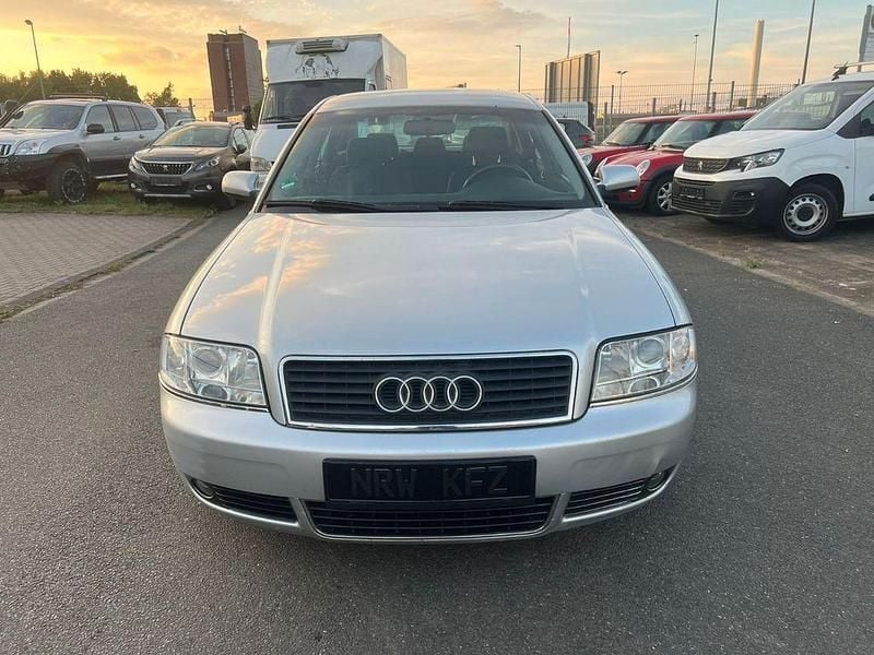 Silber Gebraucht 2002 Audi A6 Limousine | 500 € (Superpreis) - Bild 1/4