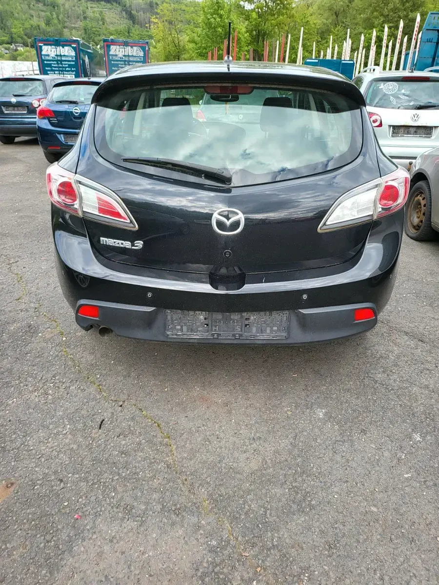 Gebraucht Mazda 3 109 PS (80 kW) 2010 Schwarz Limousine