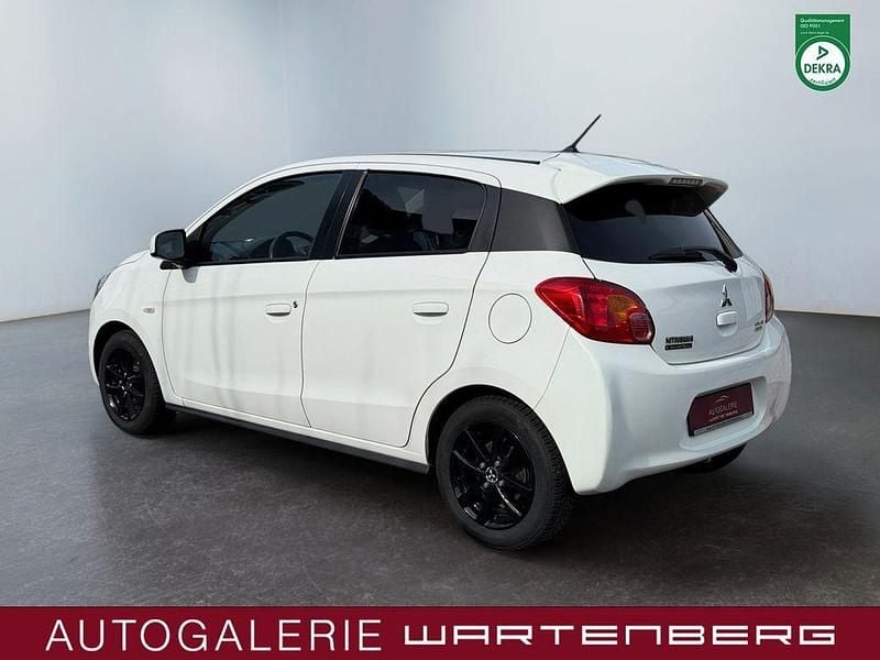 Gebraucht Mitsubishi Space Star Diamant Edition 80 PS (58 kW) 2016 Weiß Kleinwagen