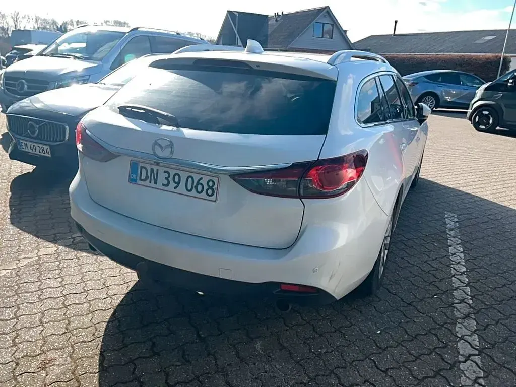 Second-hand Mazda 6 Optimum 192 CP (141 kW) 2013 Alb Berlinǎ