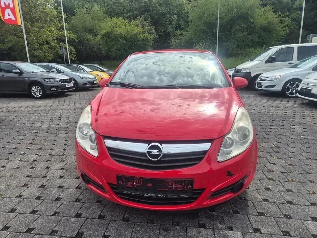 Używany Opel Corsa Selection 80 KM (58 kW) 2009 Czerwony Hatchback
