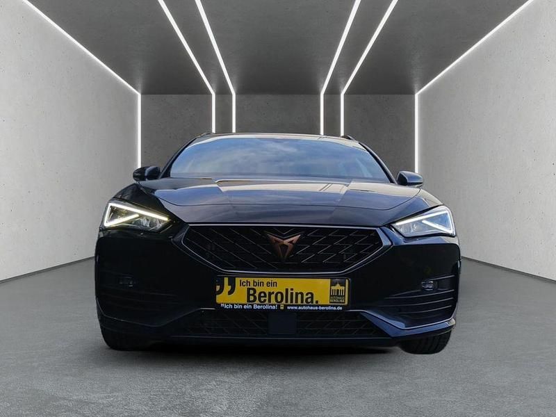 Second-hand Cupra Leon 150 CP (110 kW) 2024 Negru Break