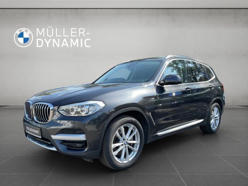 Grau Gebraucht 2021 BMW X3 Efficient Dynamics SUV | 35.950 € (Fairer Preis) - Bild 1/4