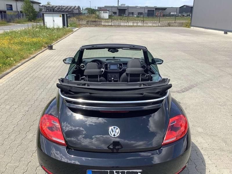 Schwarz Gebraucht 2016 VW Beetle Design Cabrio | 11.500 € (Superpreis) - Bild 1/4