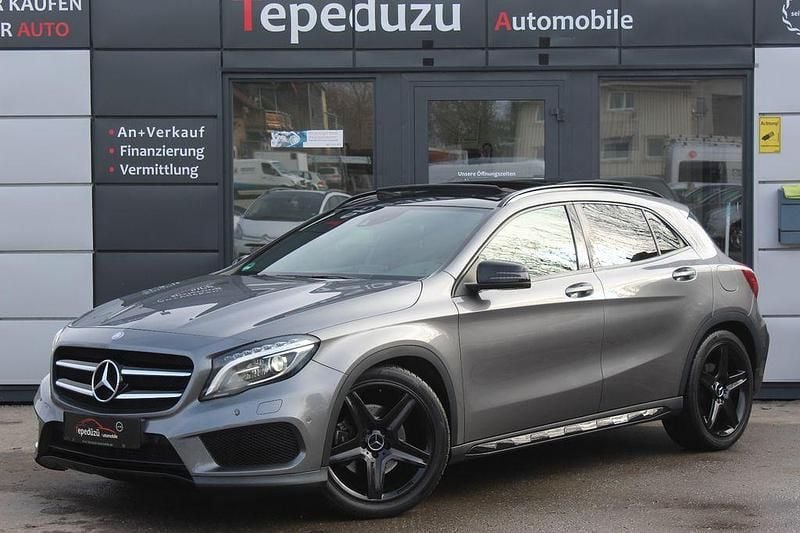 Grau Gebraucht 2014 Mercedes GLA250 AMG line SUV | 16.999 € (Fairer Preis) - Bild 1/4