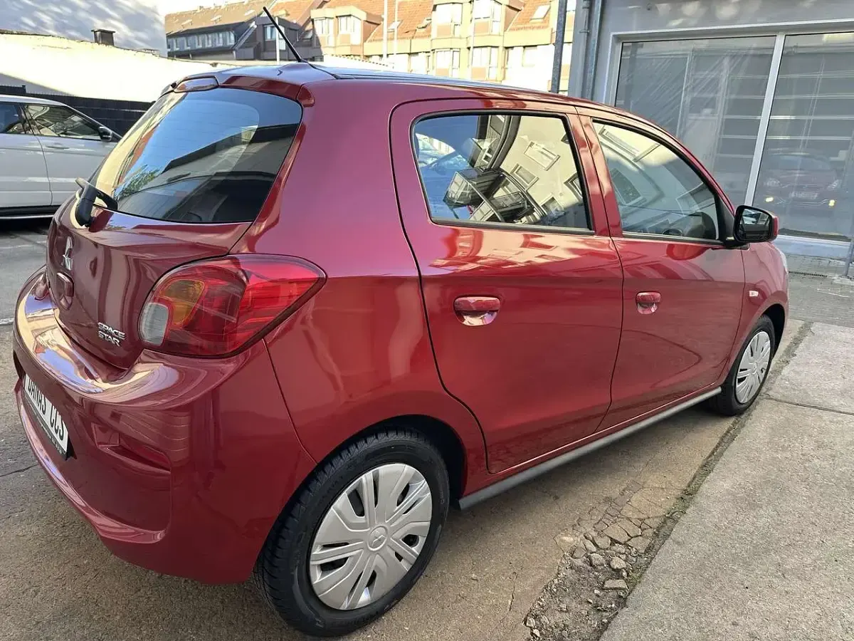 Gebraucht Mitsubishi Space Star Edition 71 PS (52 kW) 2019 Amarenarot (m) Kleinwagen
