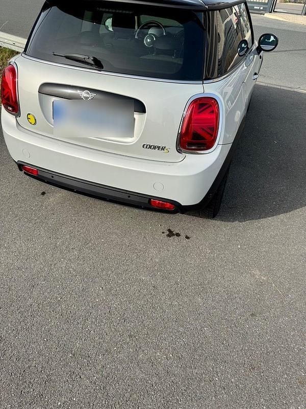 Gebraucht Mini Cooper SE 135 kW (184 PS) 2022 Weiß Kleinwagen