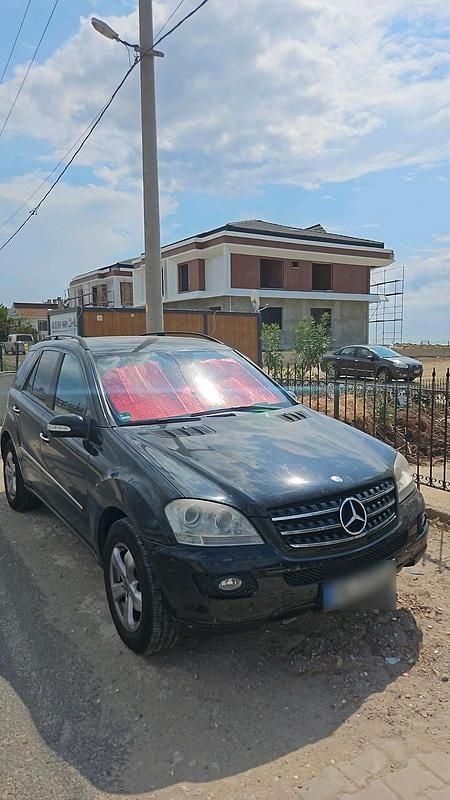 Gebraucht Mercedes ML320 224 PS (164 kW) 2007 Schwarz SUV