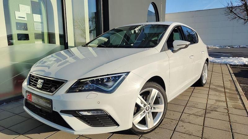 Weiß Gebraucht 2018 Seat Leon FR Limousine | 14.990 € (Fairer Preis) - Bild 1/4