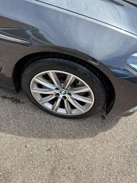 Gebraucht BMW 520 Performance 190 PS (139 kW) 2018 Grau Kombi